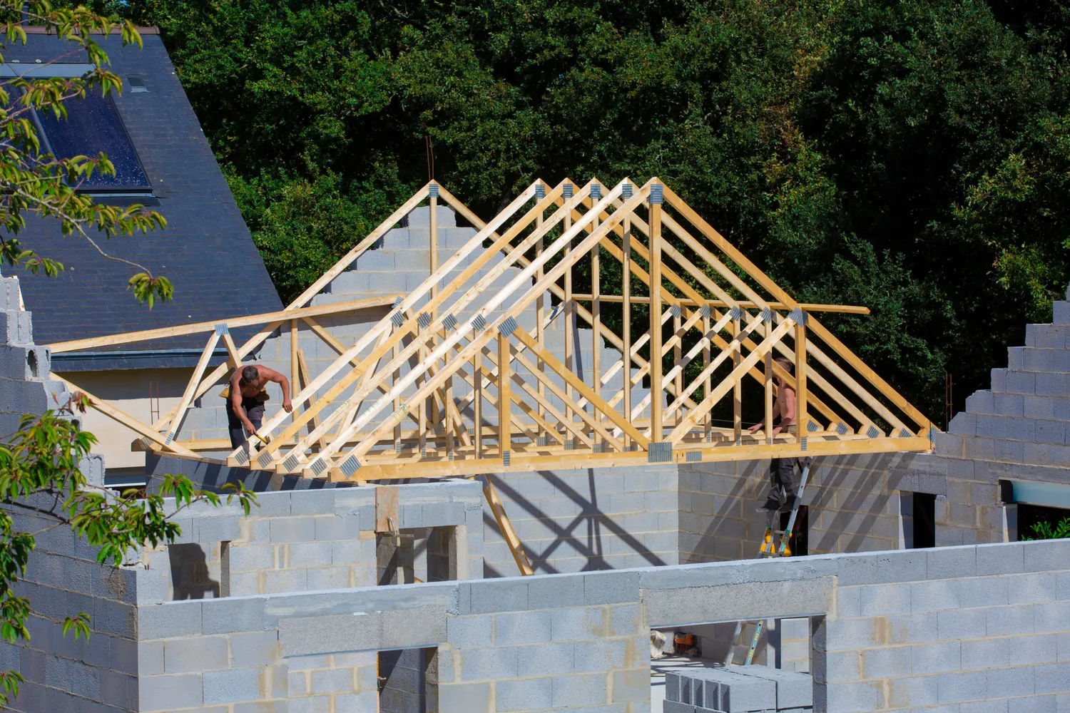 installation-de-gouttiere-fougeres-4537063
